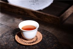 安化黑茶，重发酵拼工艺？轻发酵拼原料？