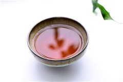 红茶的汤色变红，经历了怎么样的一个过程？