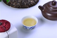 如何鉴别绿茶的优劣？